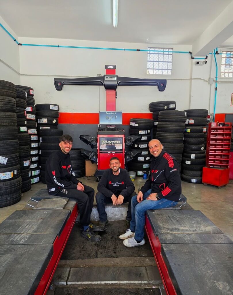 LG Pnumatici bari team LG Pnumatici bari team